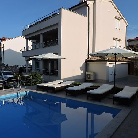 Apartments Villa Residenca Нови-Винодолски Экстерьер фото