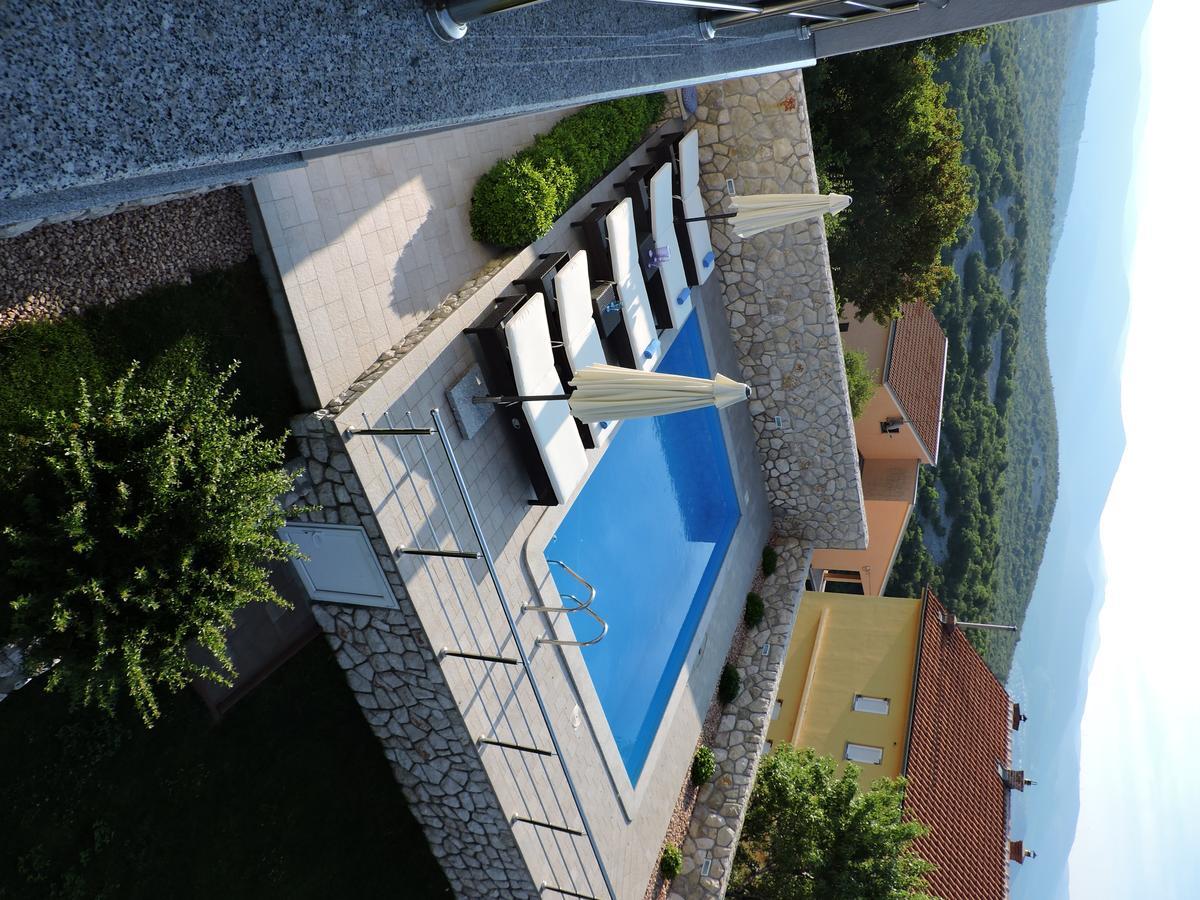 Apartments Villa Residenca Нови-Винодолски Экстерьер фото