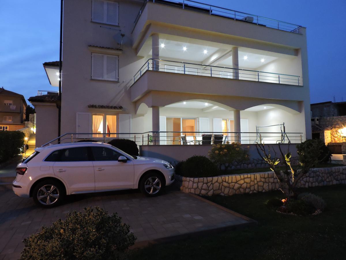 Apartments Villa Residenca Нови-Винодолски Экстерьер фото