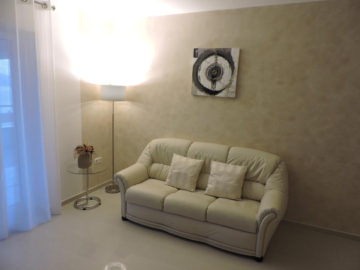 Apartments Villa Residenca Нови-Винодолски Экстерьер фото